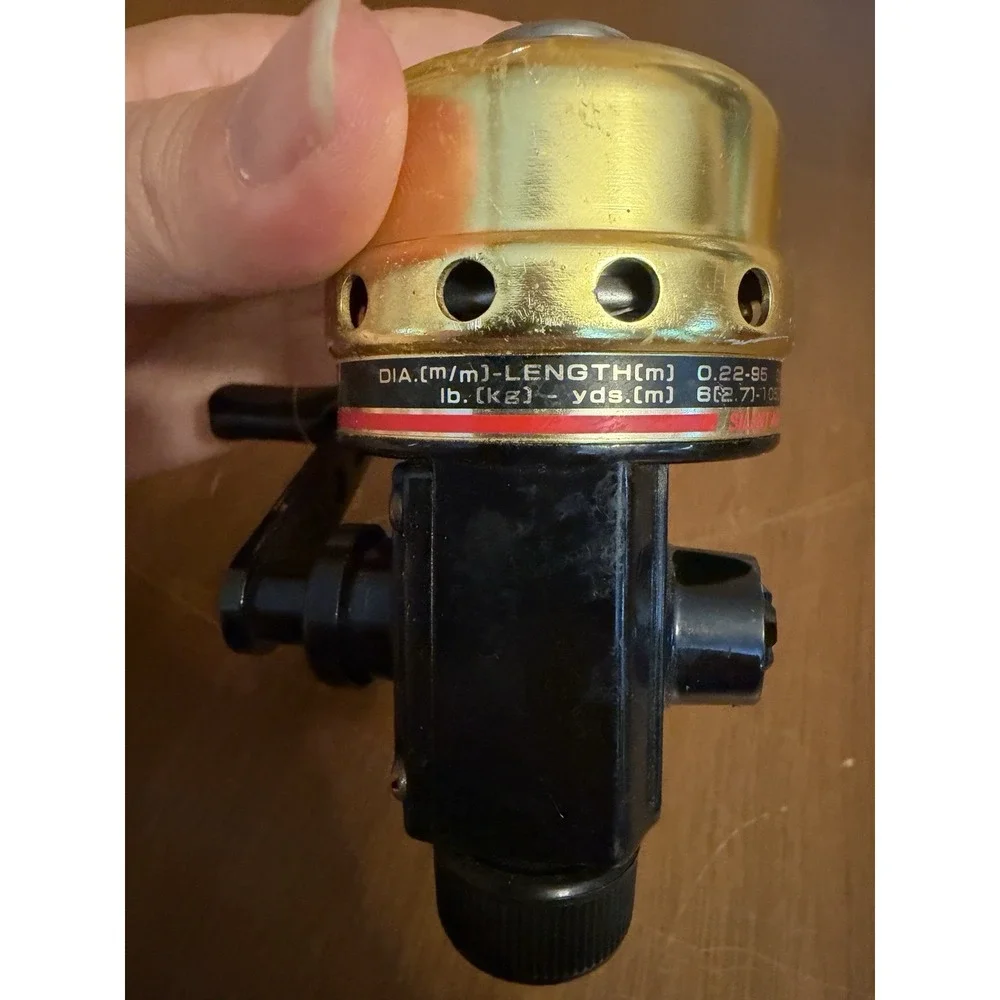 Vintage Daiwa US-80XA Spincast Fishing Reel - Gold & Black Micro Adjustable Drag